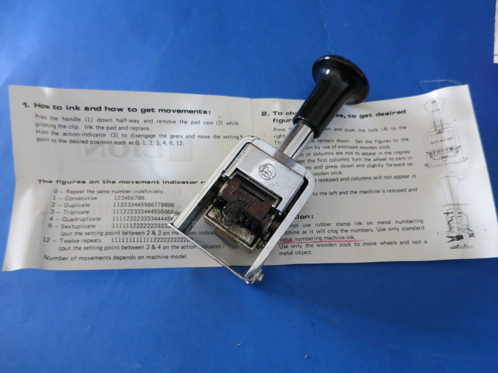 Vintage Lion Auto Numbering Machine, Model D-52, 1960s