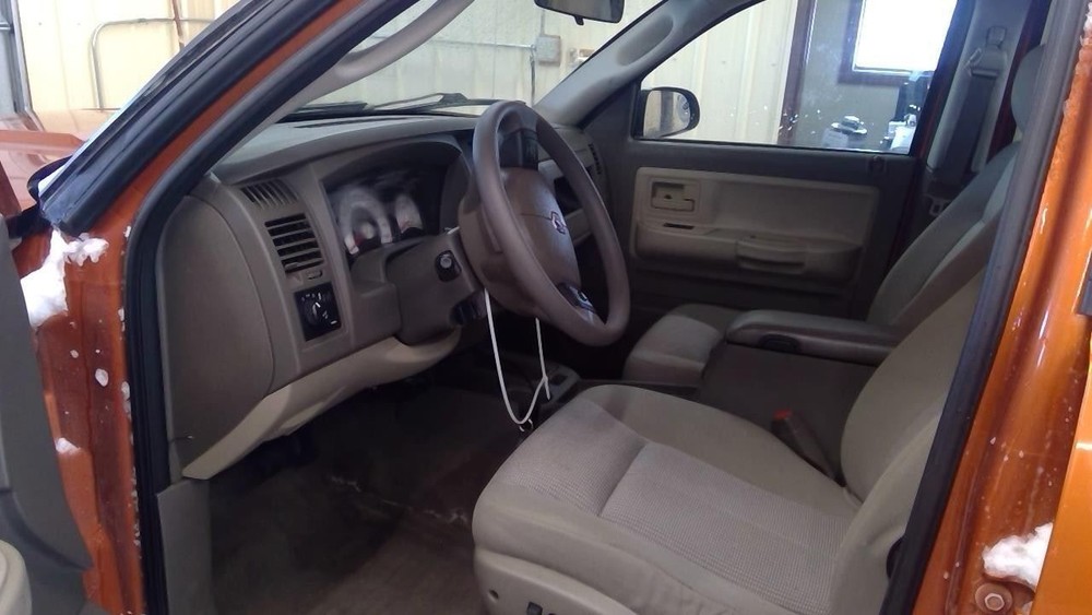 DAKOTA 2010 High Mounted Stop Light 1879987