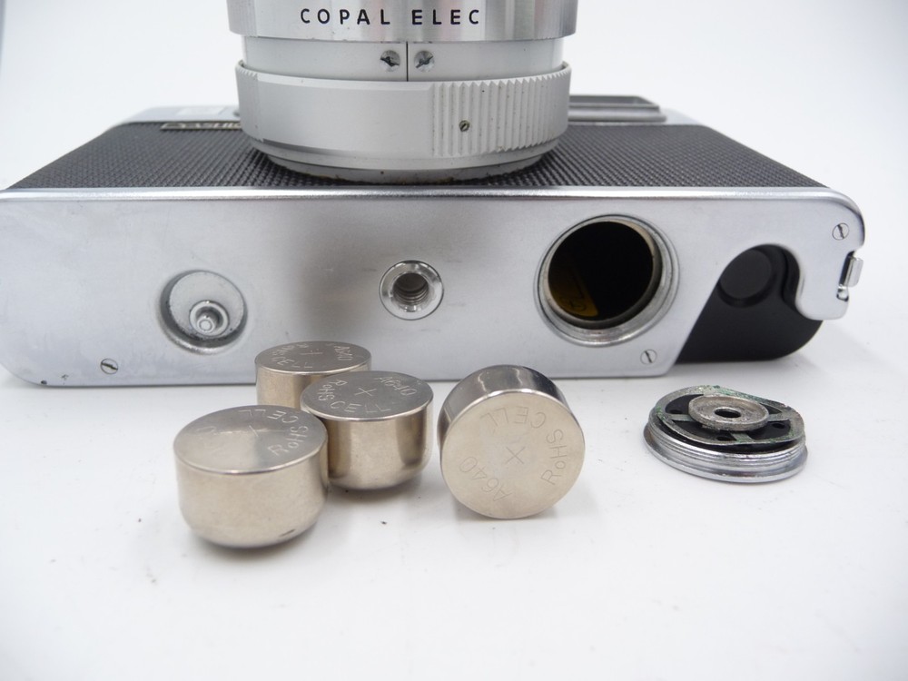 Yashica Electro 35 rangefinder camera with case and UV filter
