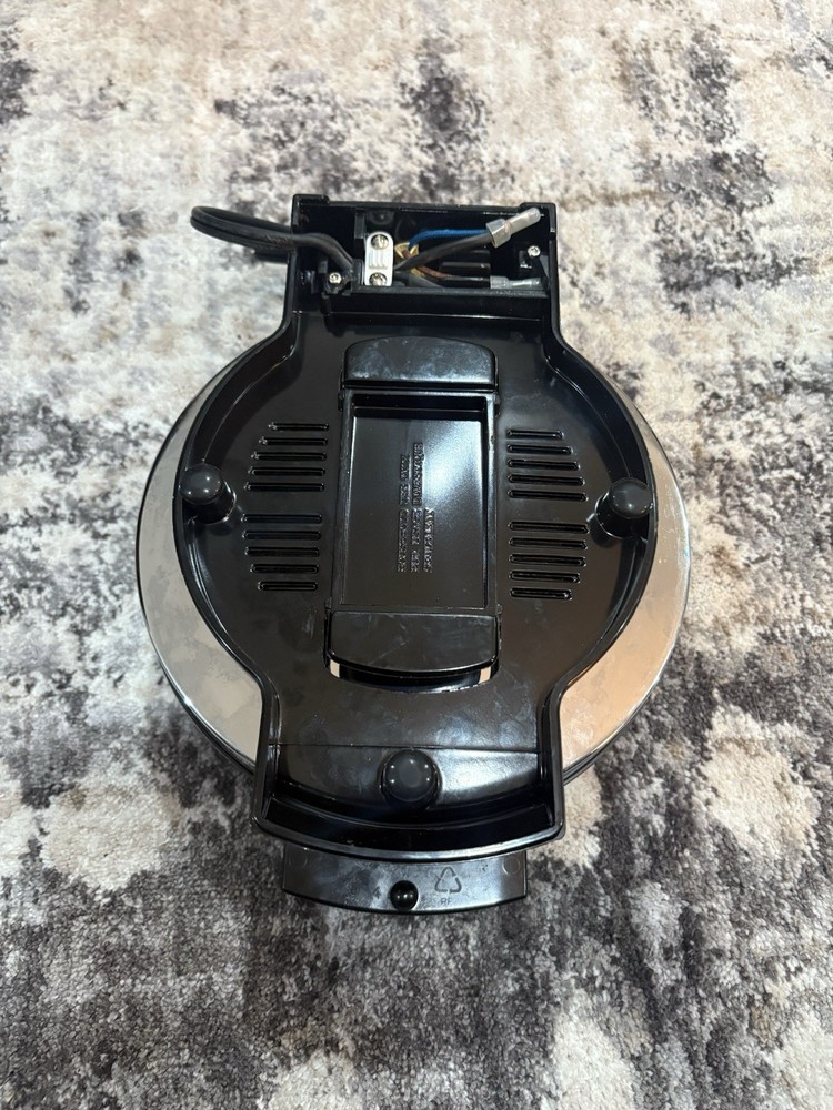 Used Oster Waffle Maker