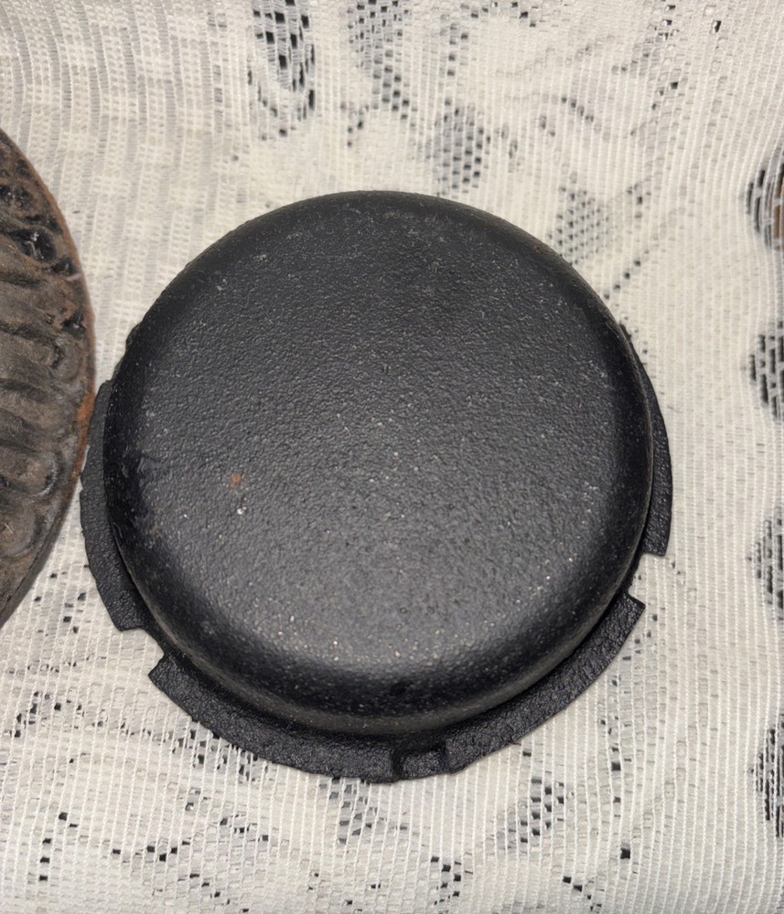 Vintage Cast Iron Yarn Ball Holder