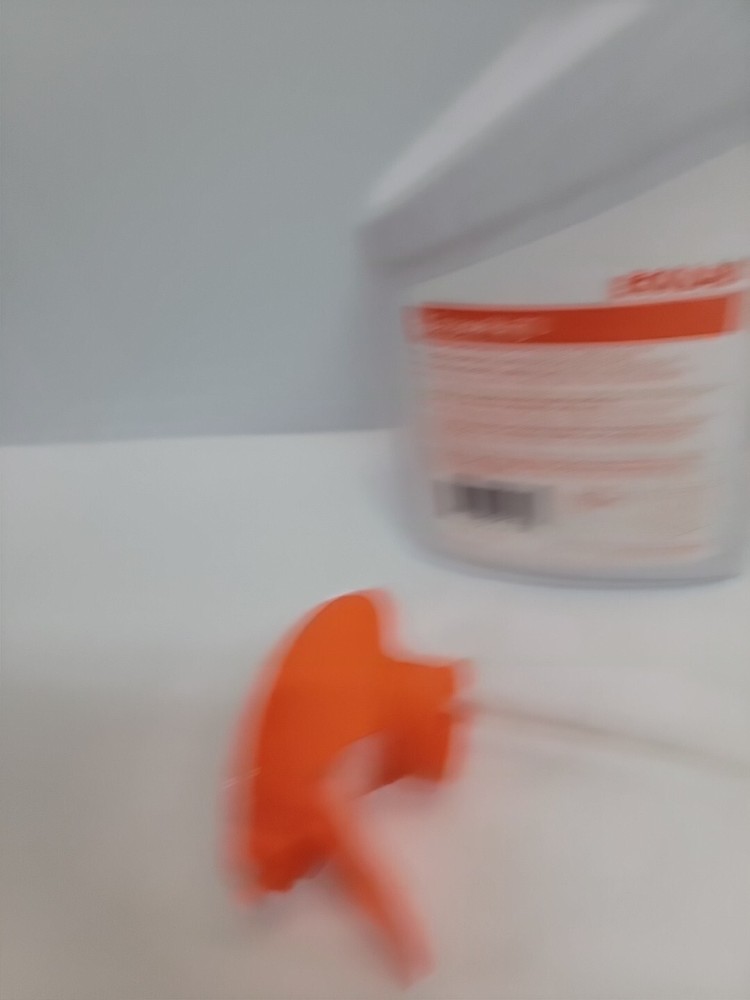 Ecolab Greaselift RTU Non-Caustic Degrease With Removale Spray Nozzle- 32 FL OZ.