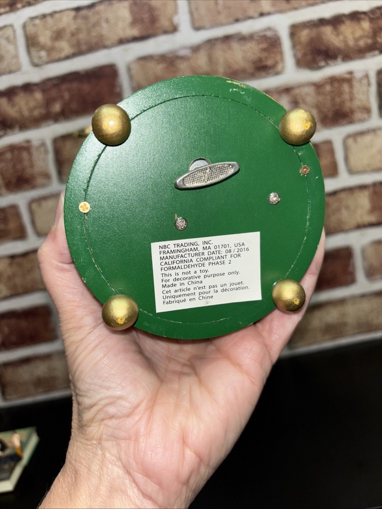 Nutcracker Wind-up Musical Marching Drummer