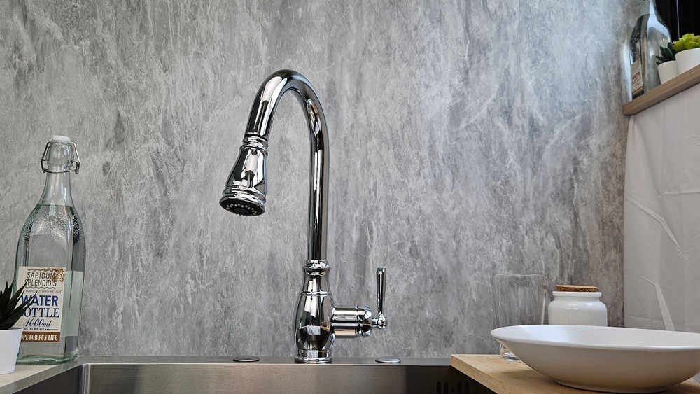 RELIAFLO Pull Down Kitchen Faucet in Polished Chrome - D11018-01