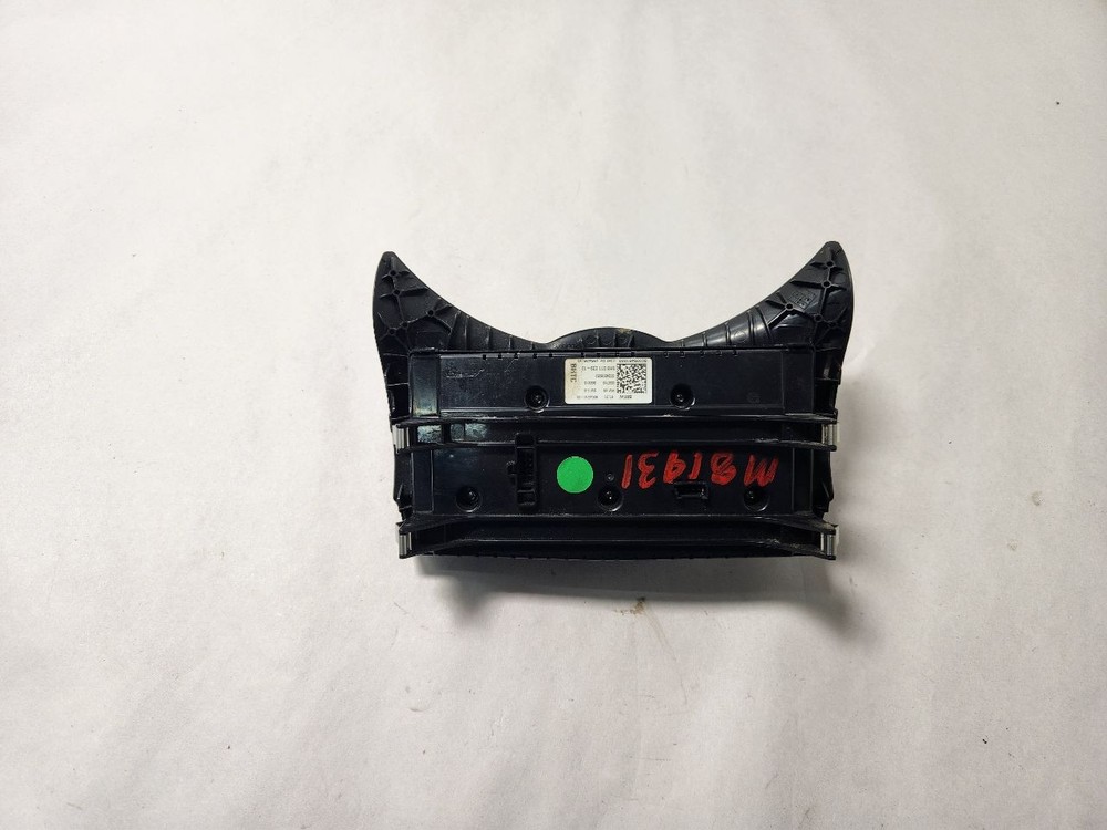 Used A/C Selector Switch fits: 2017 Mini COOPER HT w/automatic temperature contr