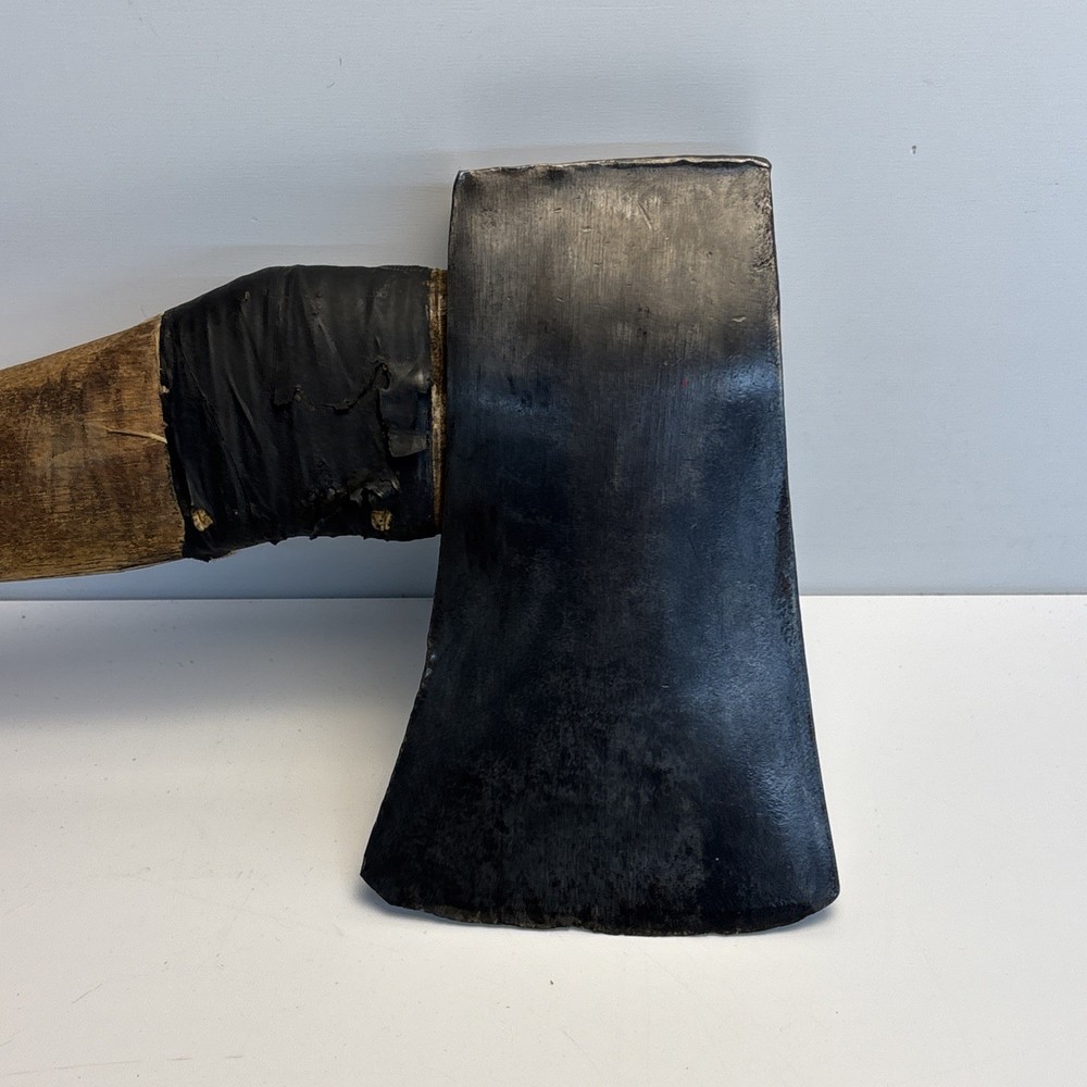 Vintage Unmarked Axe 36” Handle 4.5” Edge Wood Handle