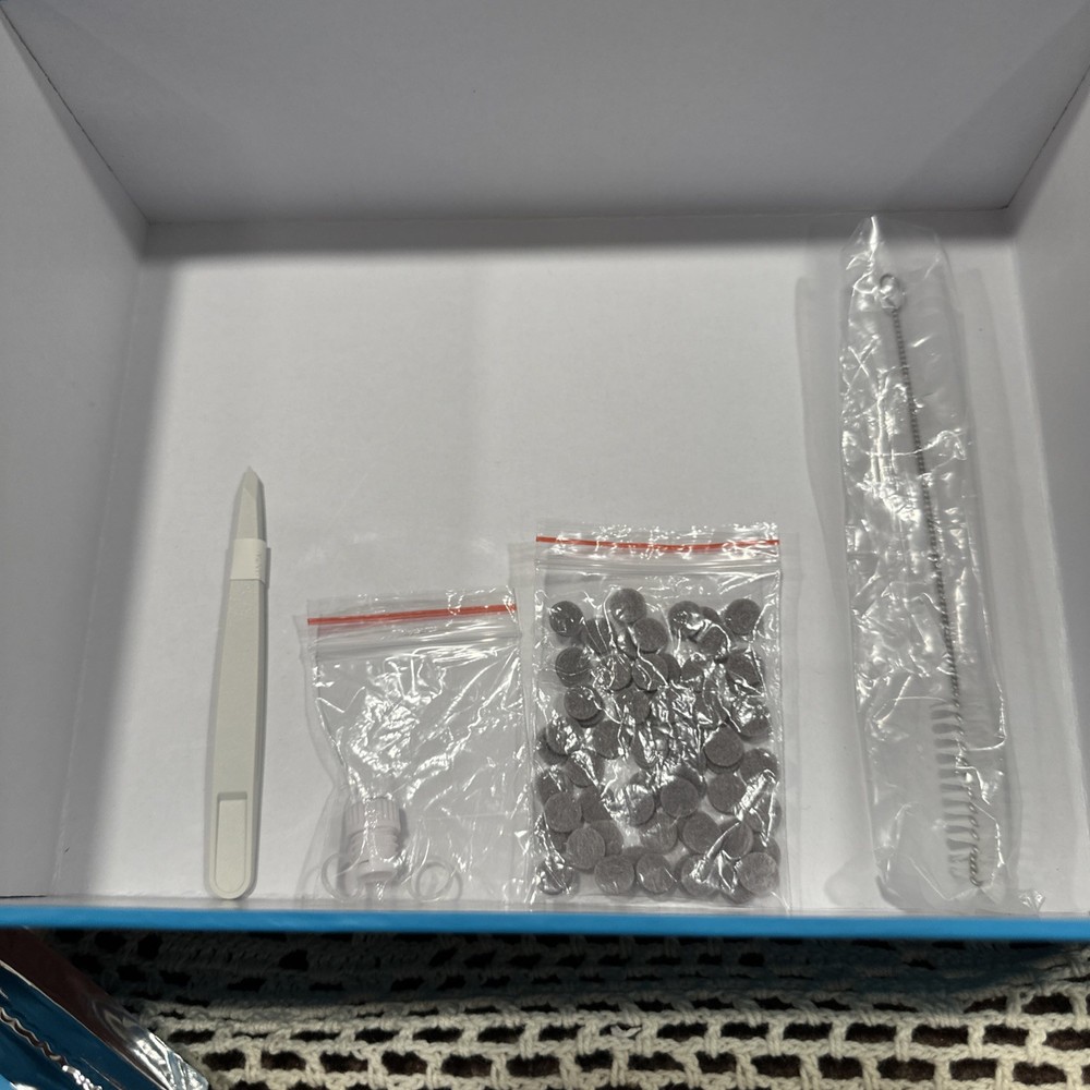 Rodan + Fields Redefine Macro Exfoliator Device With User Guide & Accessories