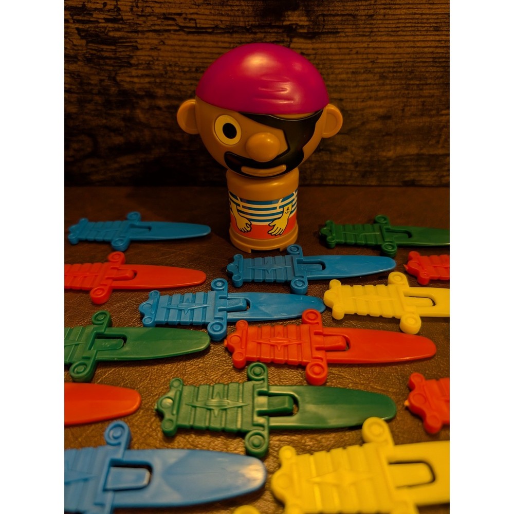 Pop Up Pirate Replacement Parts 25 Plastic Swords