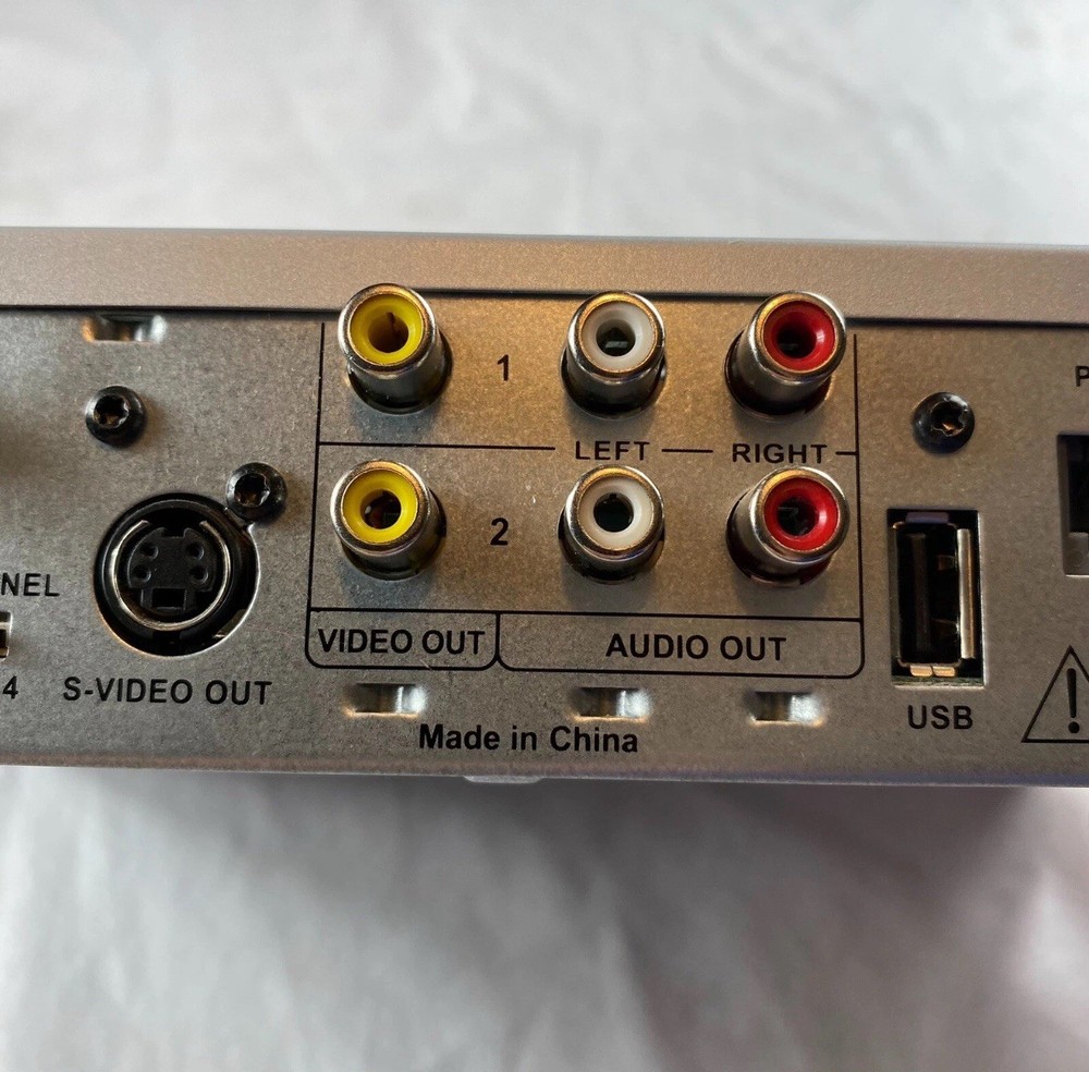 Direct TV Model D11 Satellite Receiver Box, Power Cable, Preowned