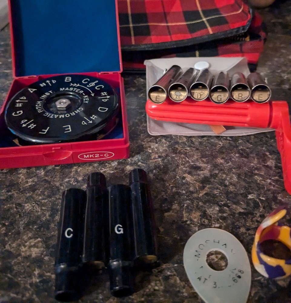 Vintage Pitch Pipe Collection And Tuning Fork A Note