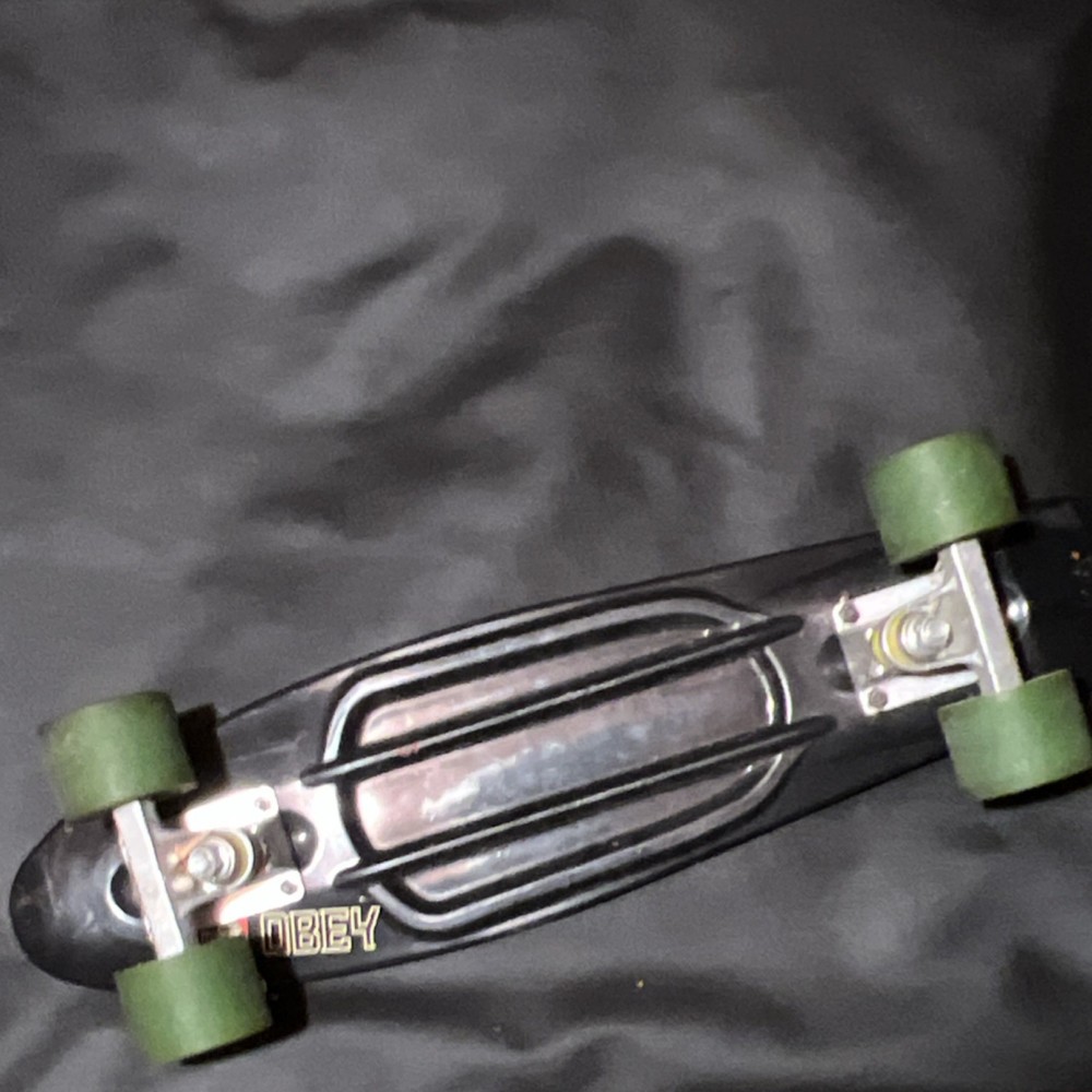 OBEY Complete Skateboard Black Deck Green Wheels Plastic Material