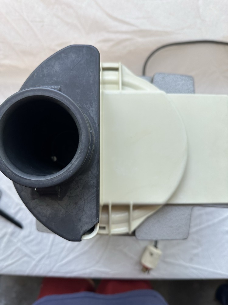 Robot Coupe R4 Food Processor With Multiple Blade Attachment 3 Phase 220v