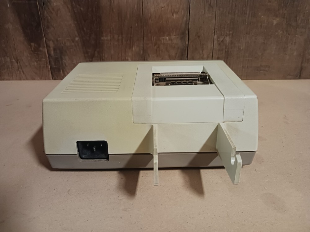 Victor Comptometer Corporation Medalist 306 4-function Printing Calculator