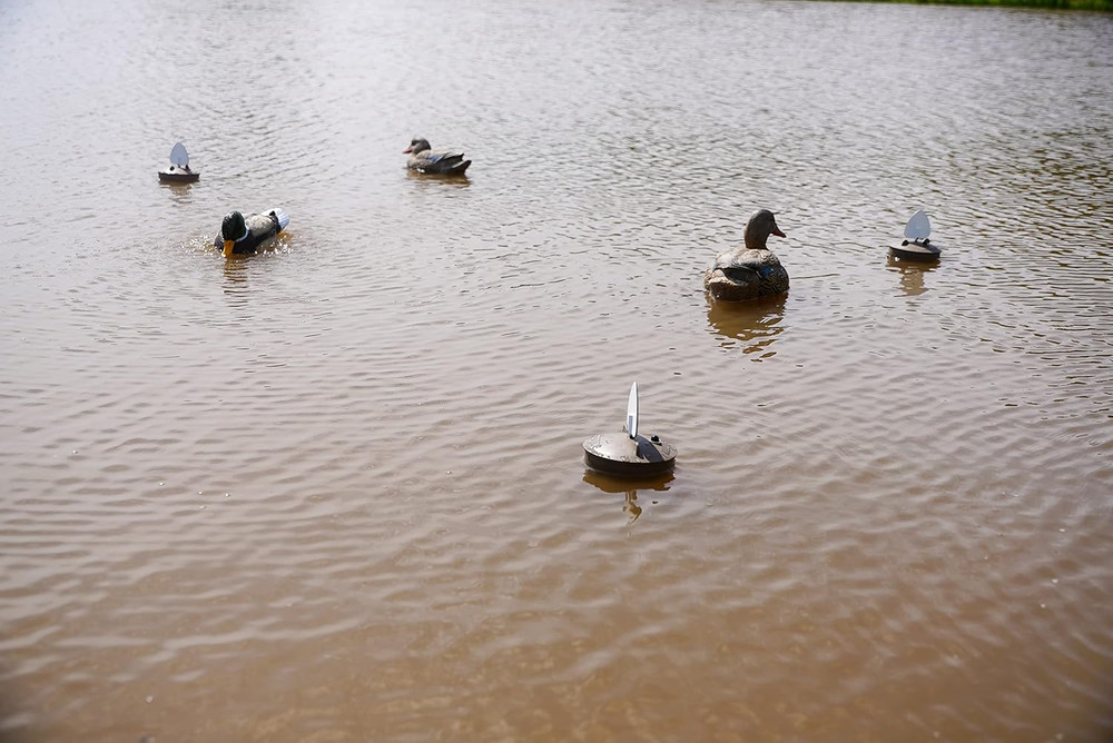 Waterfowl Decoys, Motion Systems & Spreader Accessories