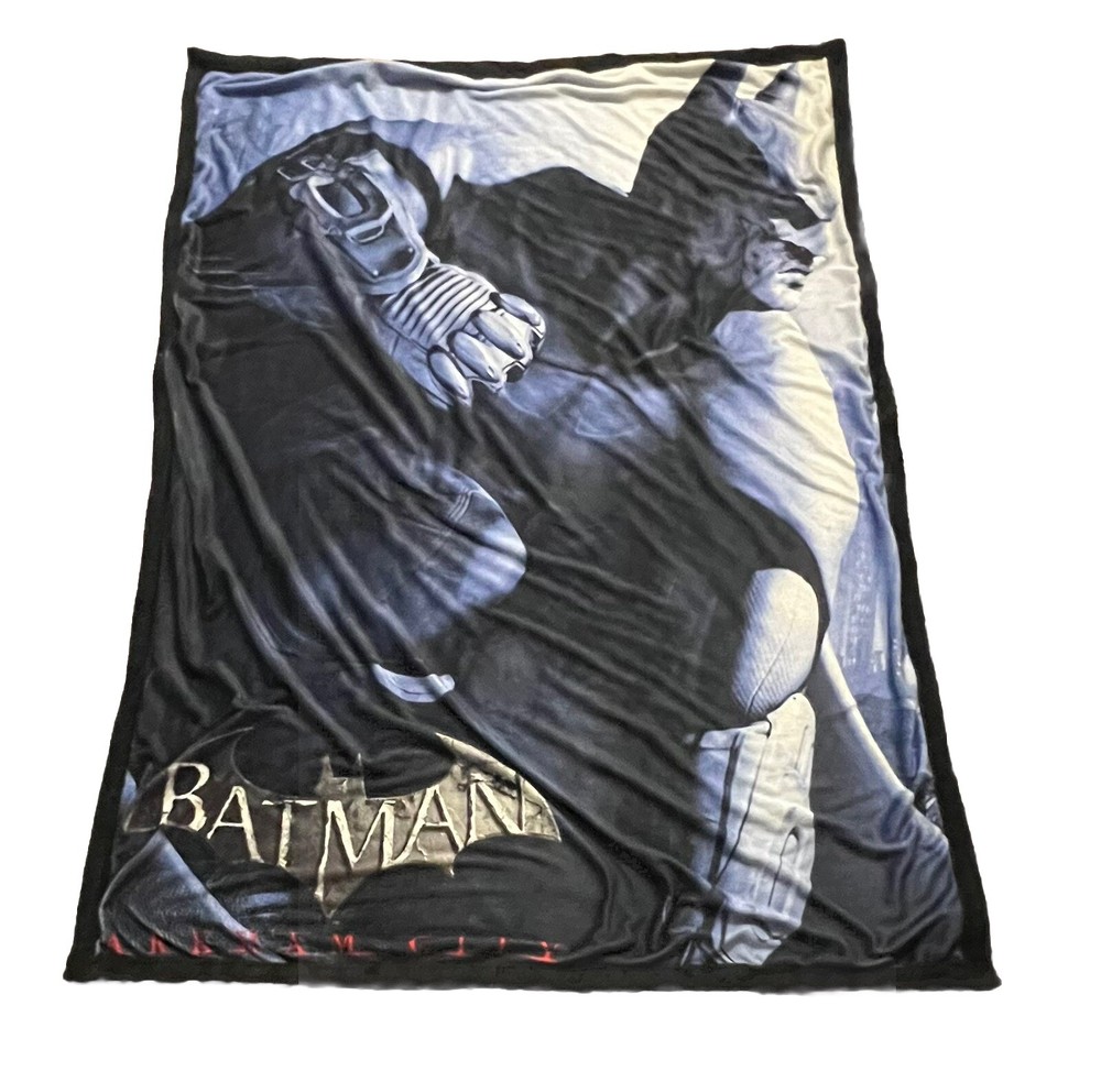 Batman Arkham City 60x46 Throw Blanket