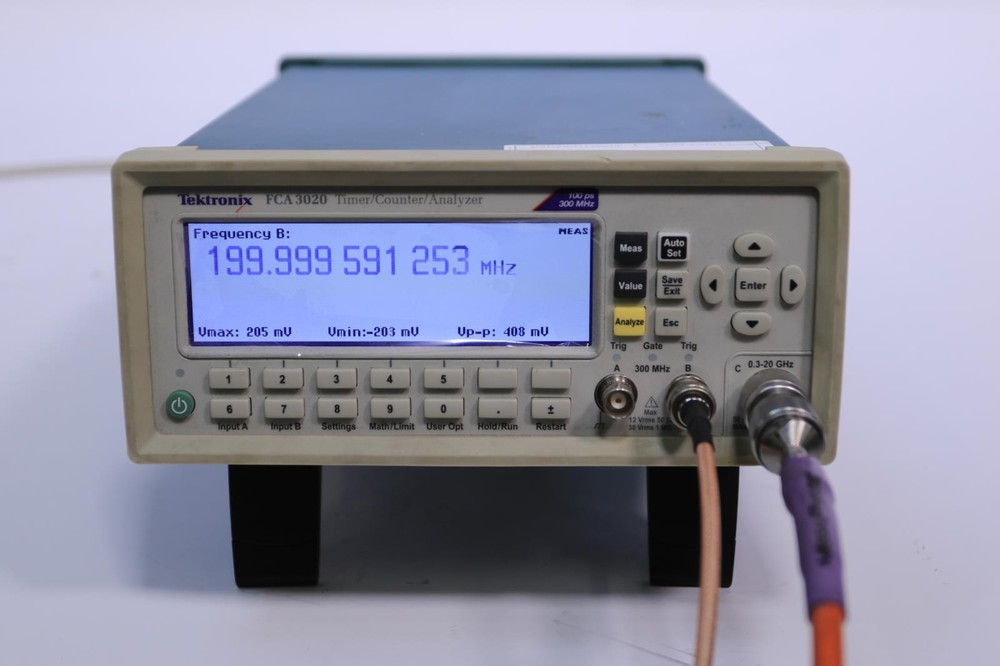 Tektronix FCA 3020 timer counter analyzer 20 GHz opt 14B