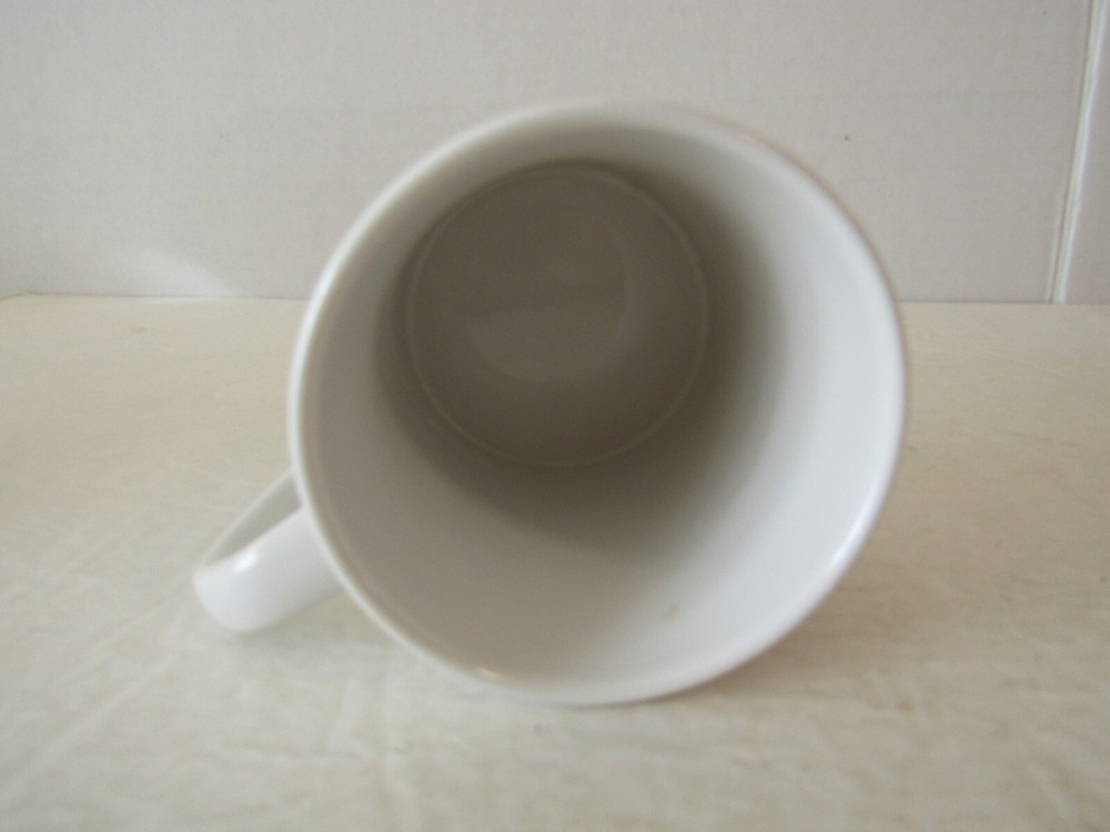 VINTAGE 1987 HERSHEY REESES PIECES BEAR COFFE MUG CUP