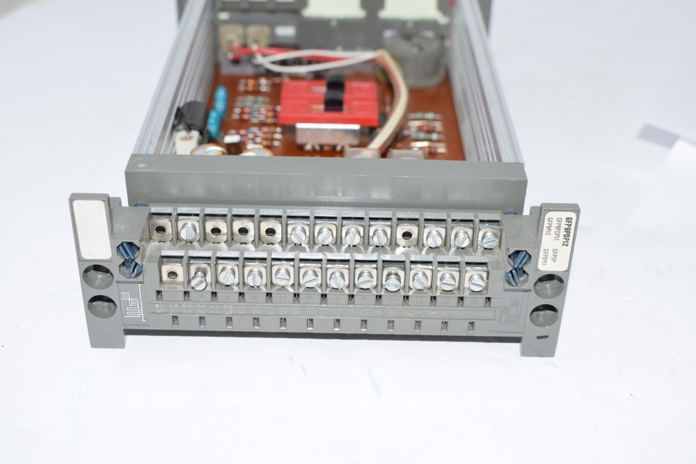 Siemens Staefa Control System RDK22 PLC Temperature Controller