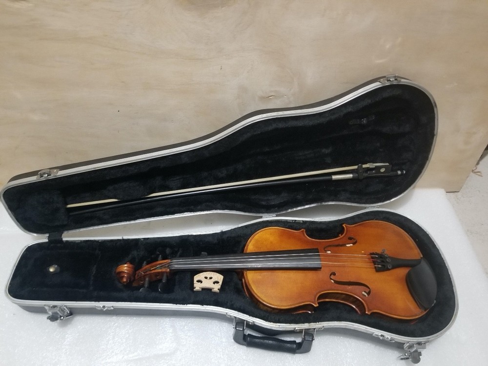 Core C10 Conservatory Violin