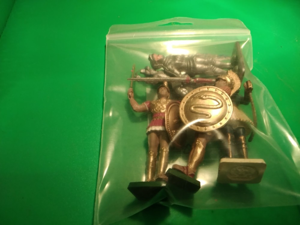 A Mixed Lot Of Collectables
