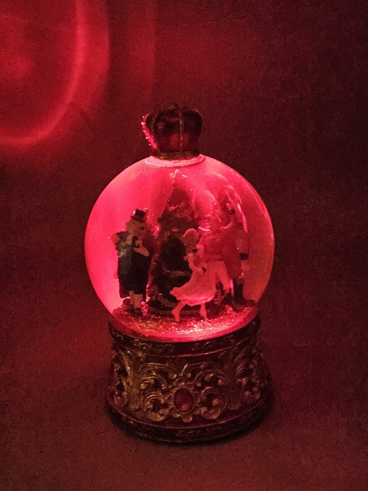 NUTCRACKER SUITE Musical Lighted Christmas Water Globe Kurt Adler Nice Working