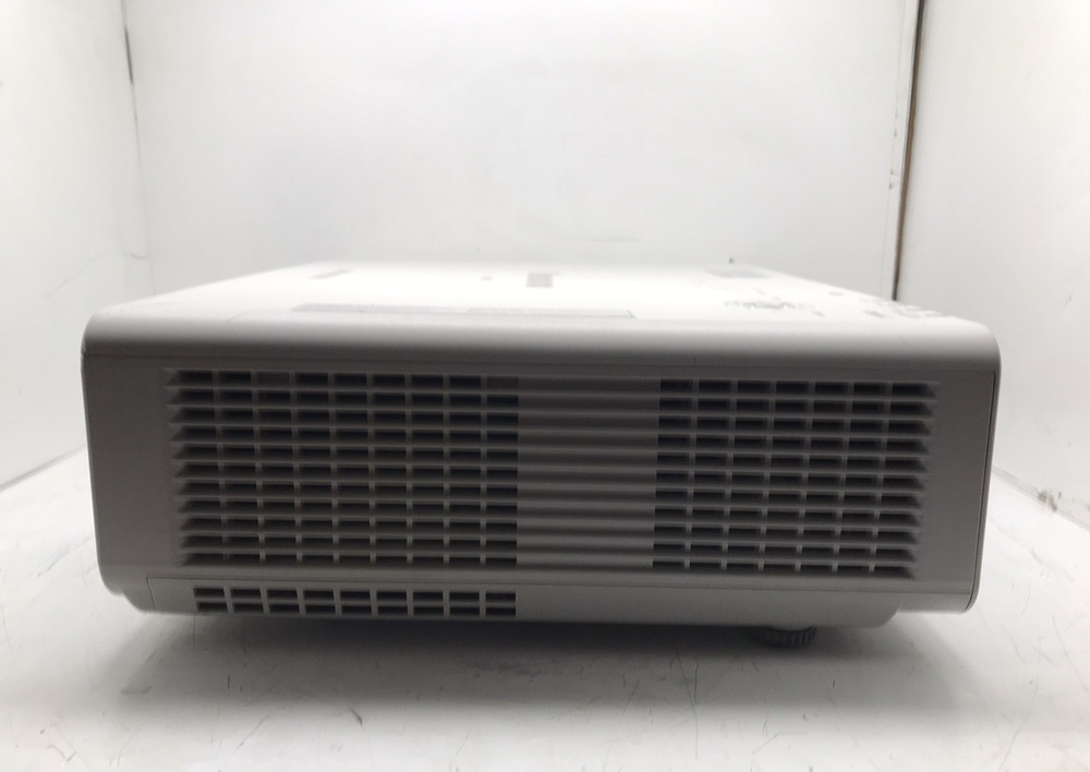 Panasonic PT-FW430U LCD Projector 4972 Lamp Hours