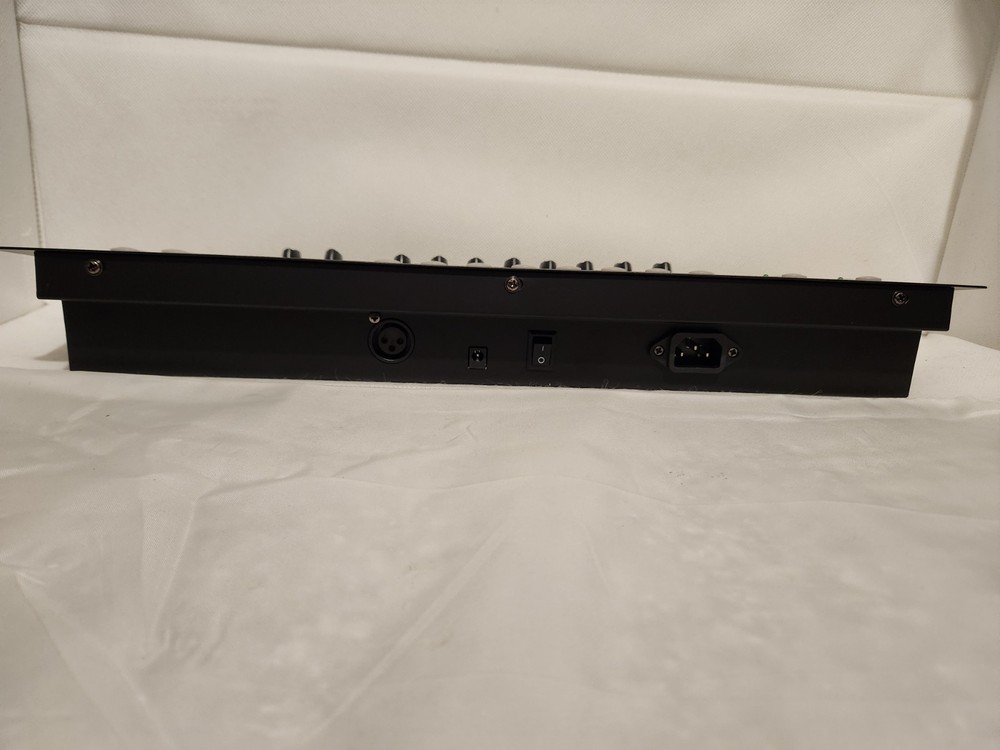 DMX-512 DMX-192 Channels Operator Console Controller For Stage Lighting DJ Club