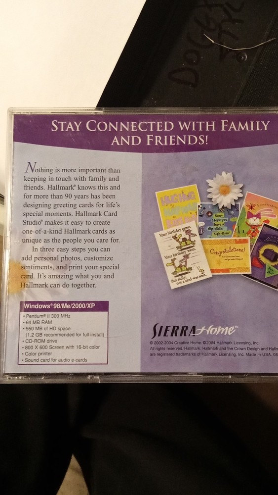 Hallmark Card Studio 2005 Desktop Publishing Software for Windows CD