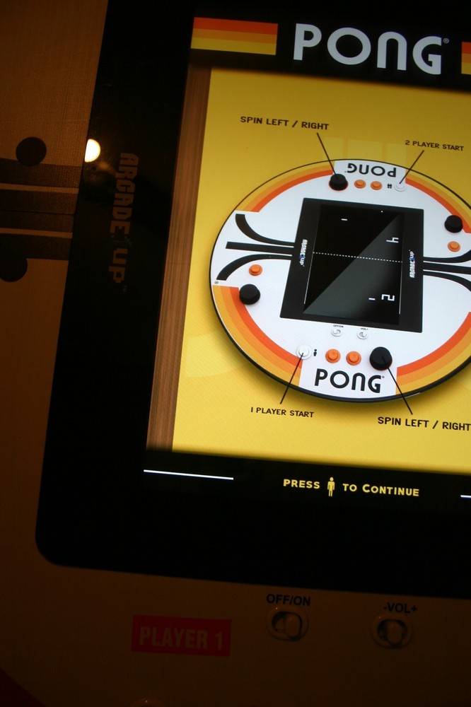 Arcade1Up Pong® 4 Player 8in1 Pub Table