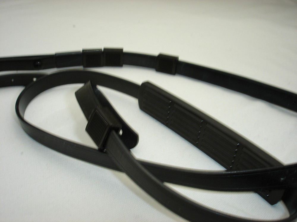 Vintage MINOLTA CAMERA NECK , VINYL STRAP #0019615