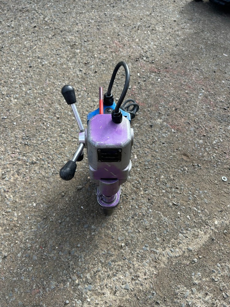Hougen HMD904 Magnetic Drill