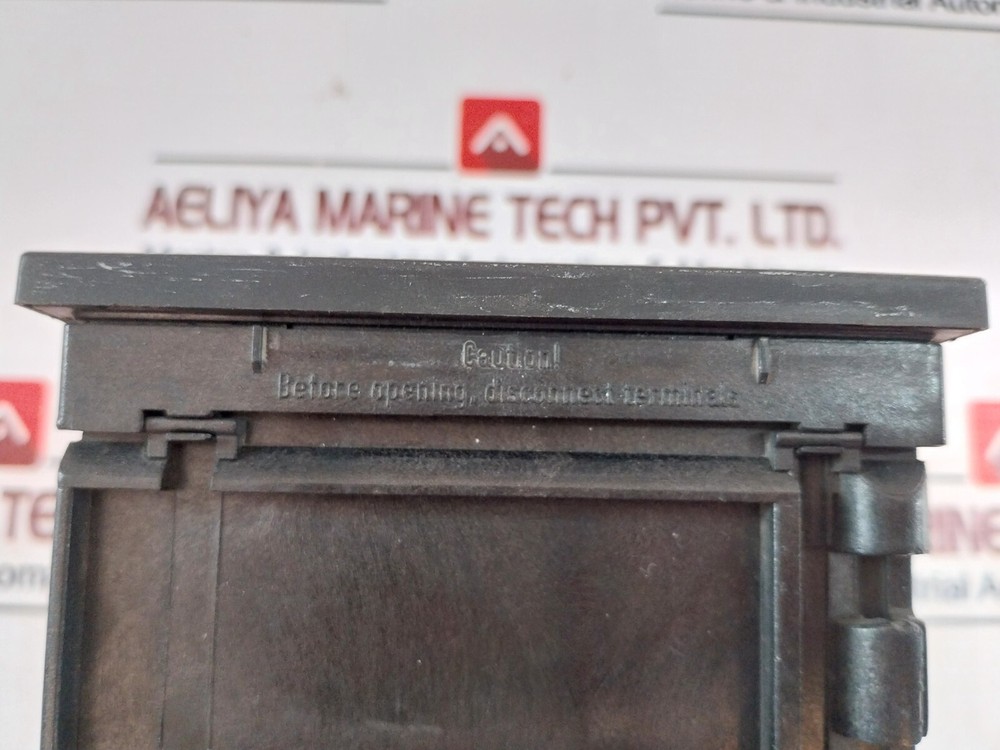 Rishabh 55-60-65 Hz Frequency Meter ZQ96