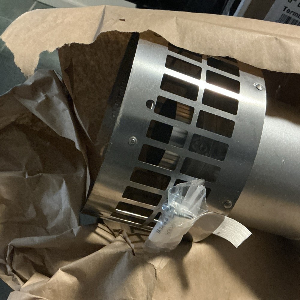 Rheem 3’’ Vertical Concentric Termination Vent Tankless Gas Water Heater RTG2015