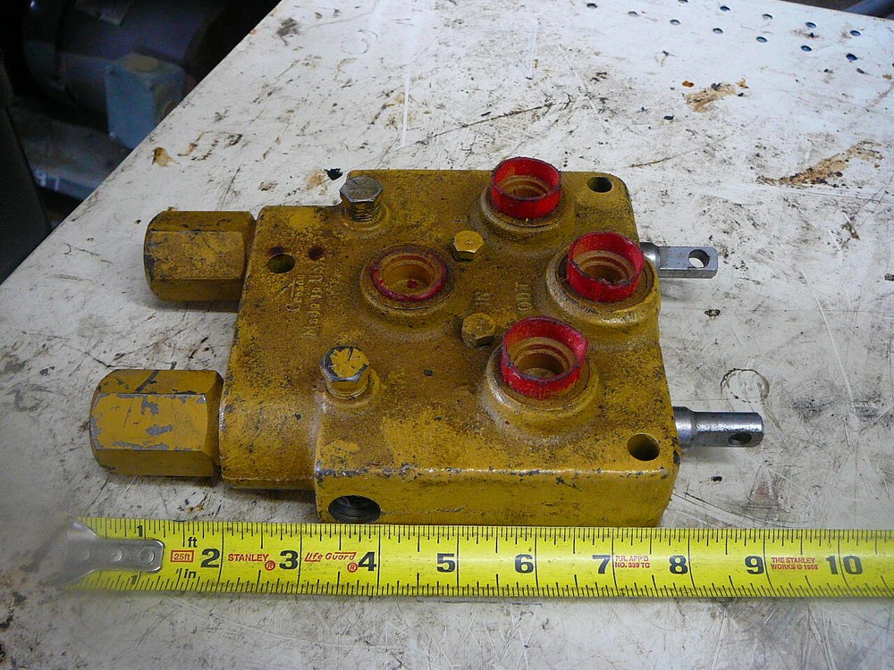 BPS 39036-80 DOUBLE SPOOL HYDRAULIC CONTROL VALVE