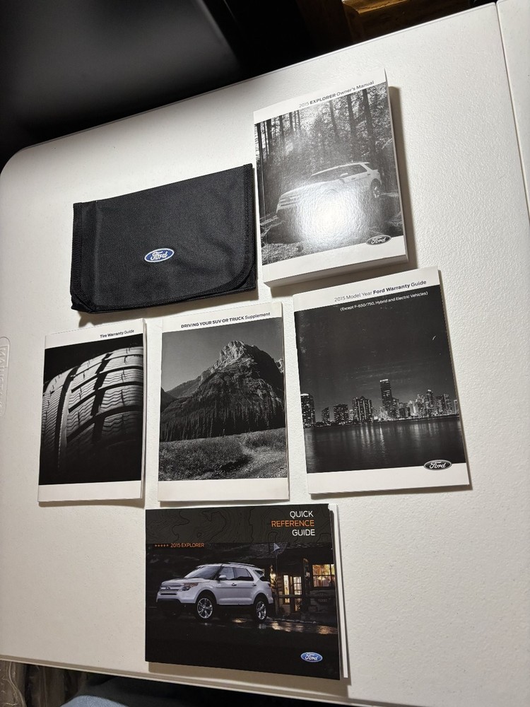 2015 Ford Explorer Owner's Manual OEM Set