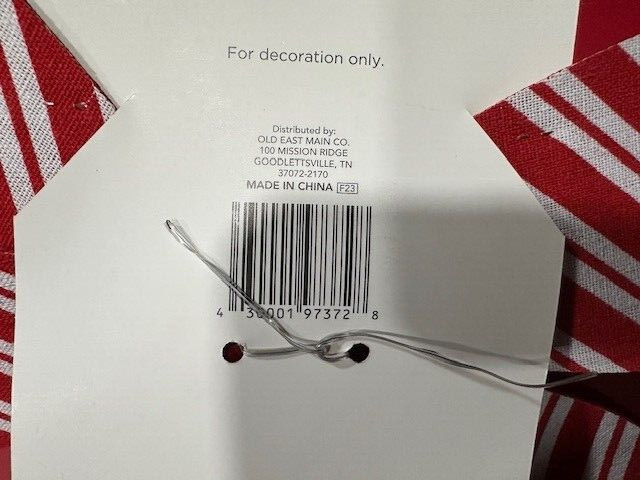 Holiday Style Large 16" Tree Box Wreath Stripe Bow Plastic Explanders Christmas