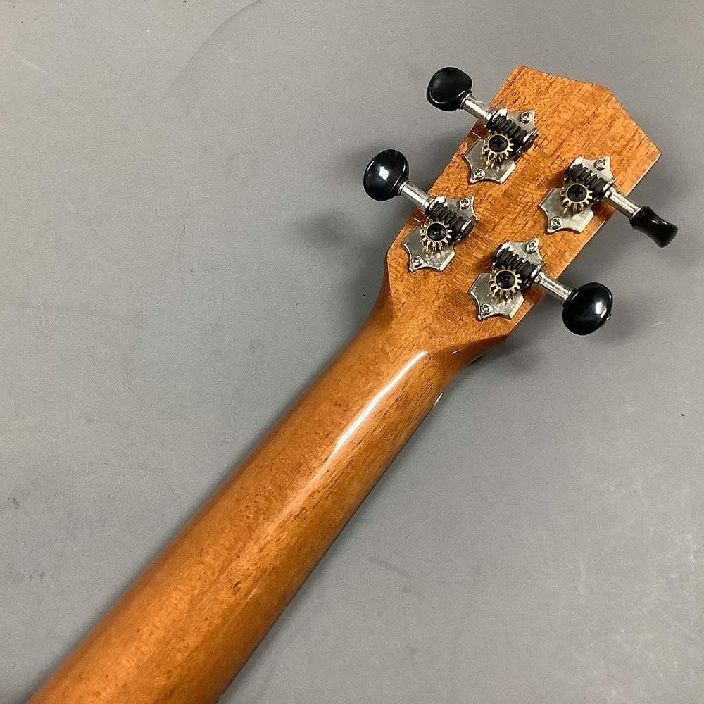 DCT DUS-600M Ukulele