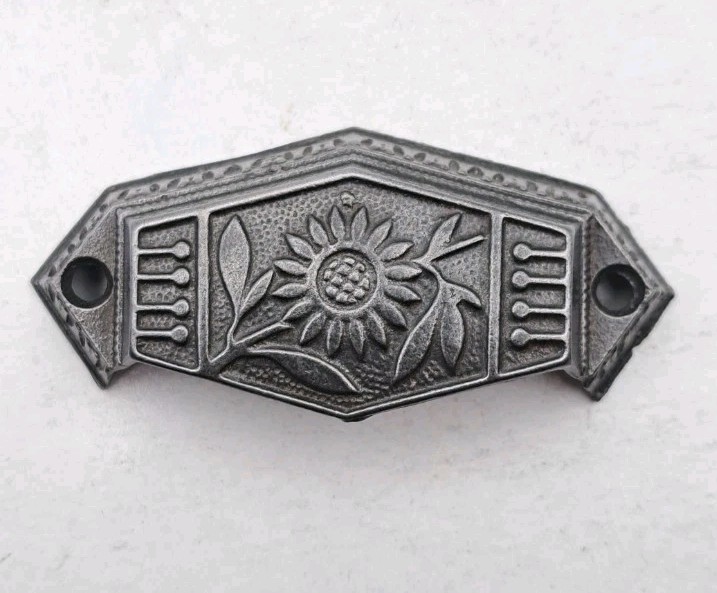 Antique Bin Pull Sunflower Drawer Cabinet Pull Old Vintage Iron Handle Hardware