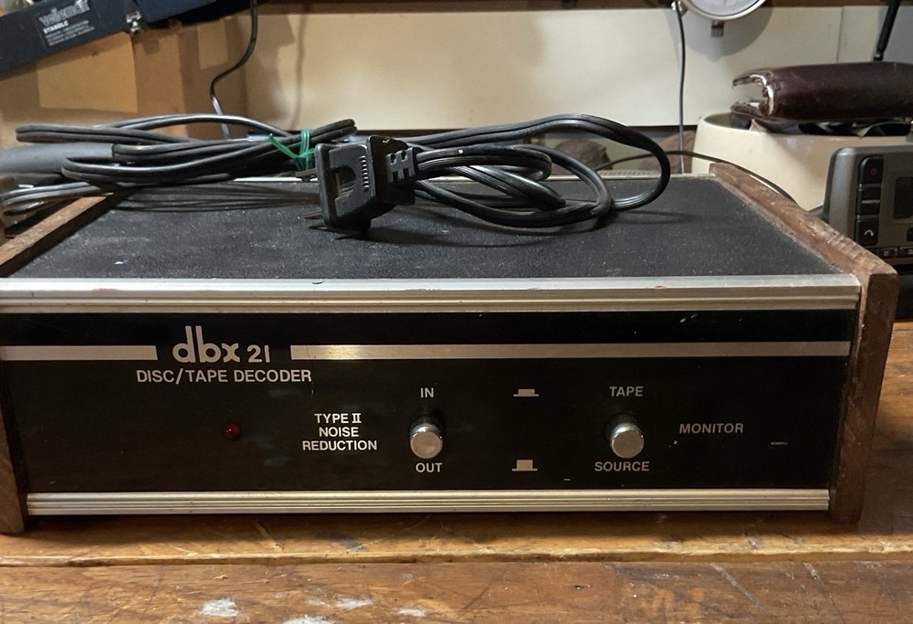 DBX 21 Disc Tape Decoder Noise Reduction Model 21 USA Made