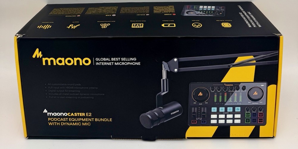 Maono MaonoCaster E2 Podcast Bundle Dynamic Microphone USB Audio Interface
