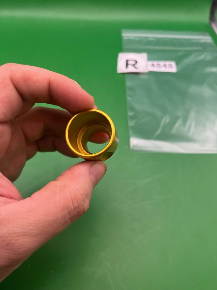 Gold Shocker Feedneck