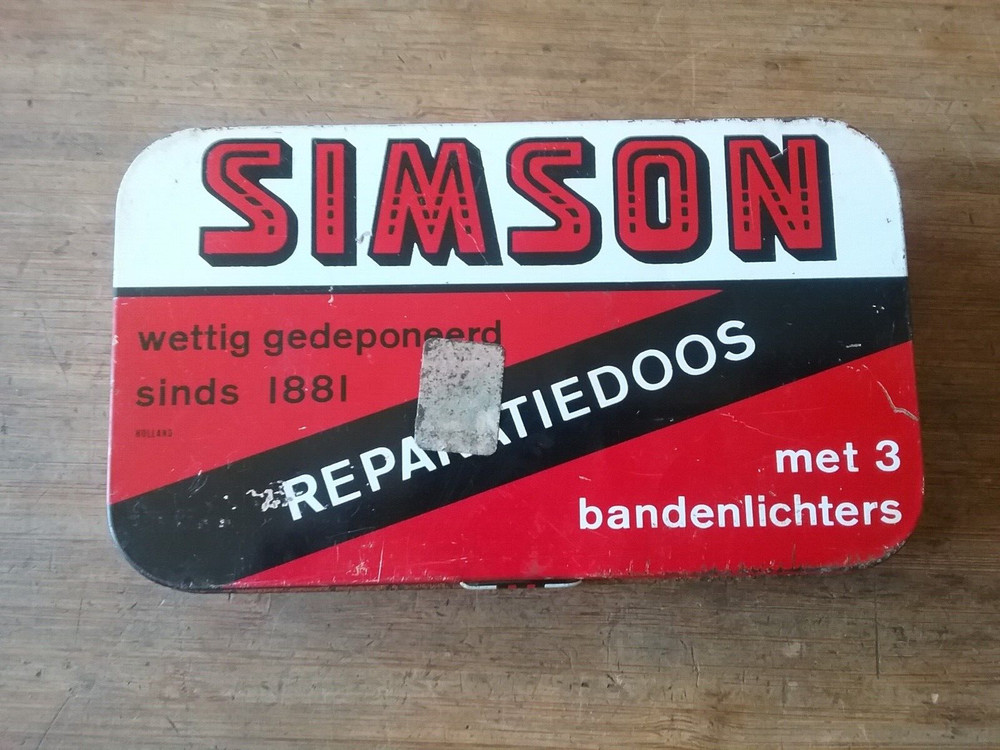 VINTAGE SIMSON BICYCLE PATCH  REPAIR KIT  TIN * Empty Tin