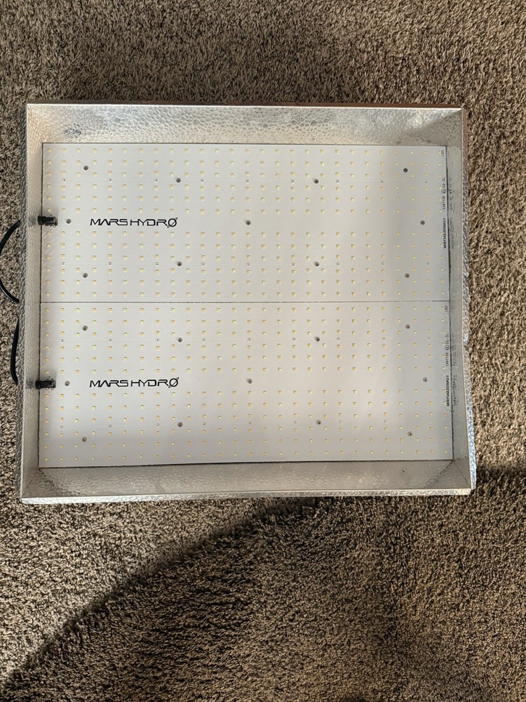 Mars Hydro TSW 2000 LED