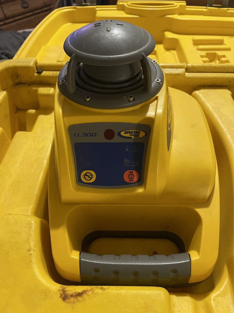 Spectra LL500 Self-Leveling Precision Laser with Receiver