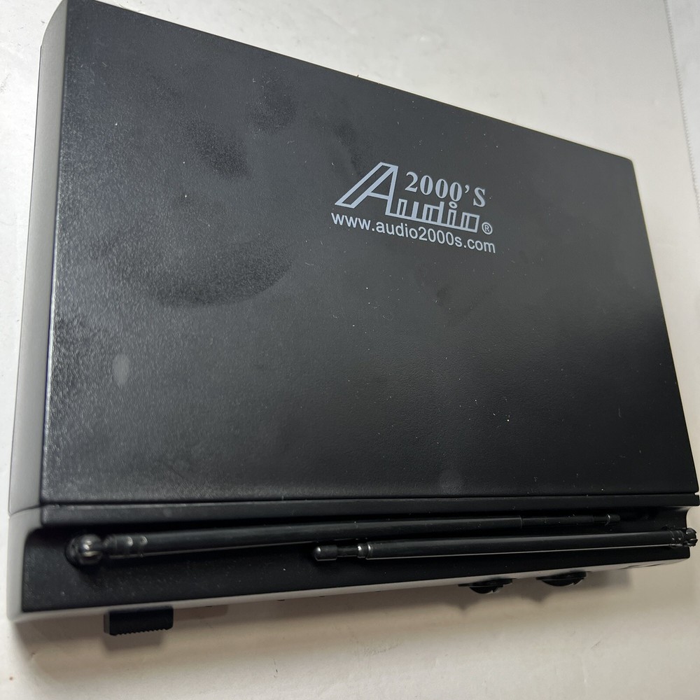 Audio2000’s Wireless Microphone and Lavalier Microphone Preowned Working