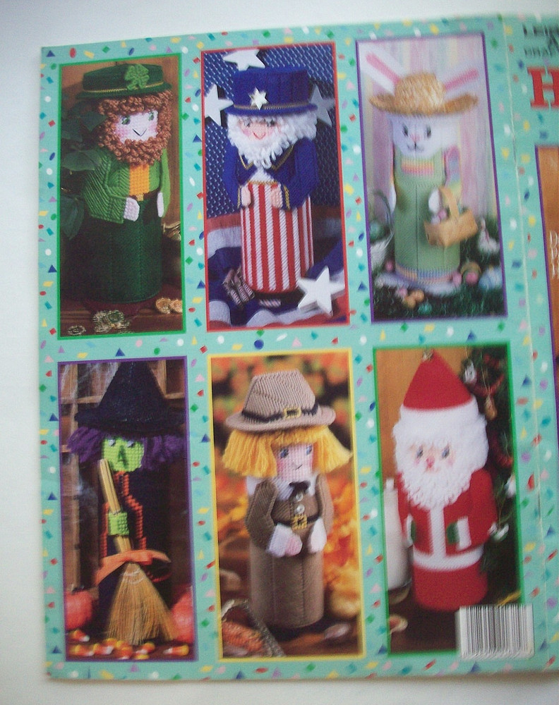 Holiday Canisters plastic canvas pattern booklet witch Santa Uncle Sam Rabbit