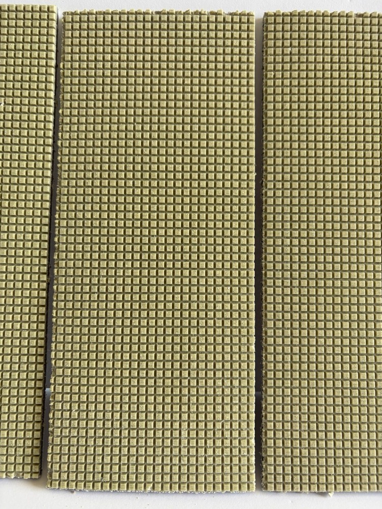 3M 86025 Polishing Pad, Gold, Shape Rectangular, 4 Pack See Photos