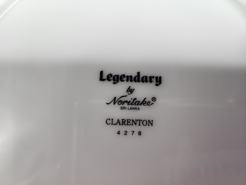 NORITAKE Clarenton 5 Piece PLACE SETTING