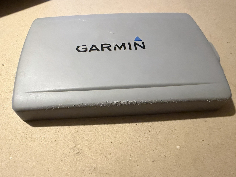 Garmin GPSMAP 720 (Head Unit/Cover/Knobs) Chartplotter Radar