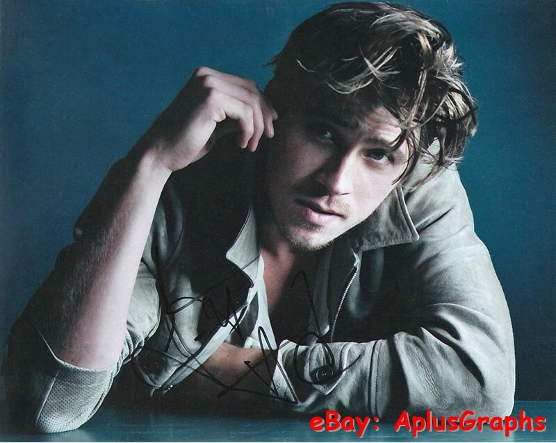 GARRETT HEDLUND.. Handsome Charmer - SIGNED